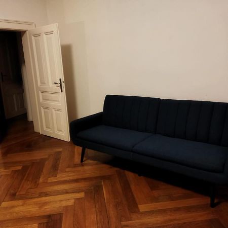 Tiva Downtown Apartments Prag Exteriör bild
