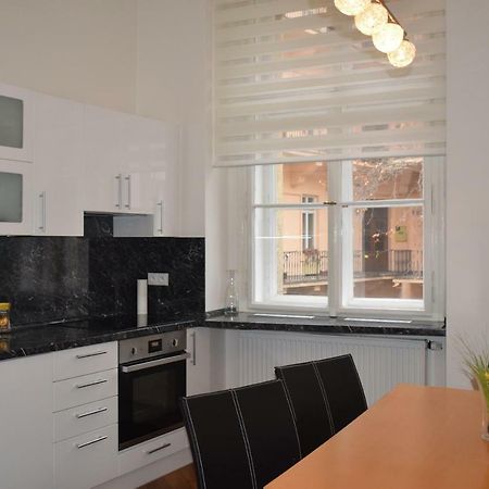 Tiva Downtown Apartments Prag Exteriör bild